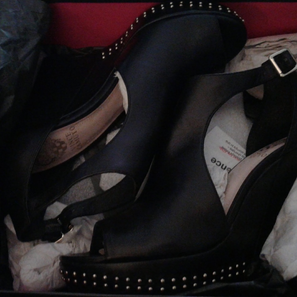 Vince Camuto Wedge Sandals - Picture 3 of 6